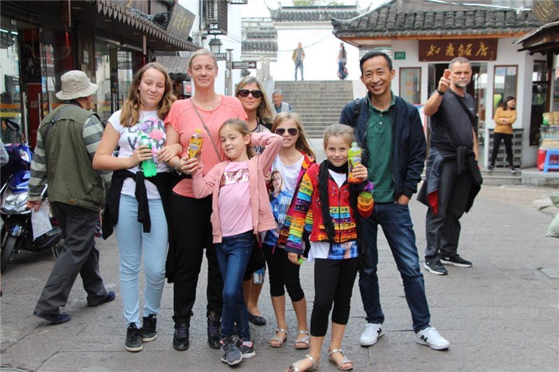 Family private tour with Tom in Shanghai